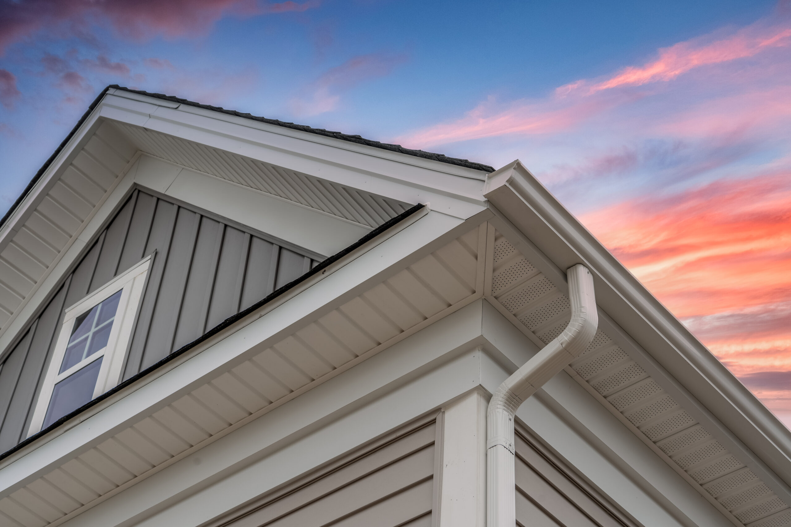 Featured image for “The Benefits of Installing Seamless Rain Gutters in Albuquerque”